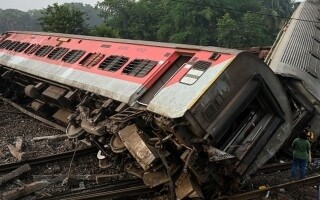 Смерть человека в результате столкновения поезда Vande Bharat с коровой в Индии