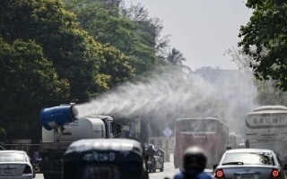 Ветеринар в Калькутте столкнулся с беспрецедентным спросом из-за жары