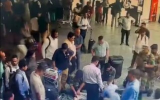 Геройская реанимация спасла жизнь в аэропорту Дели