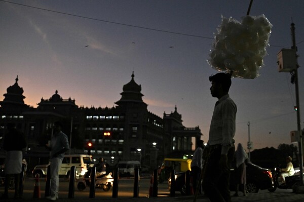 Индустриальное производство Индии упало до минимума за 14 месяцев