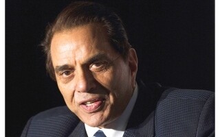 Скончался звезда Болливуда Дхармендра